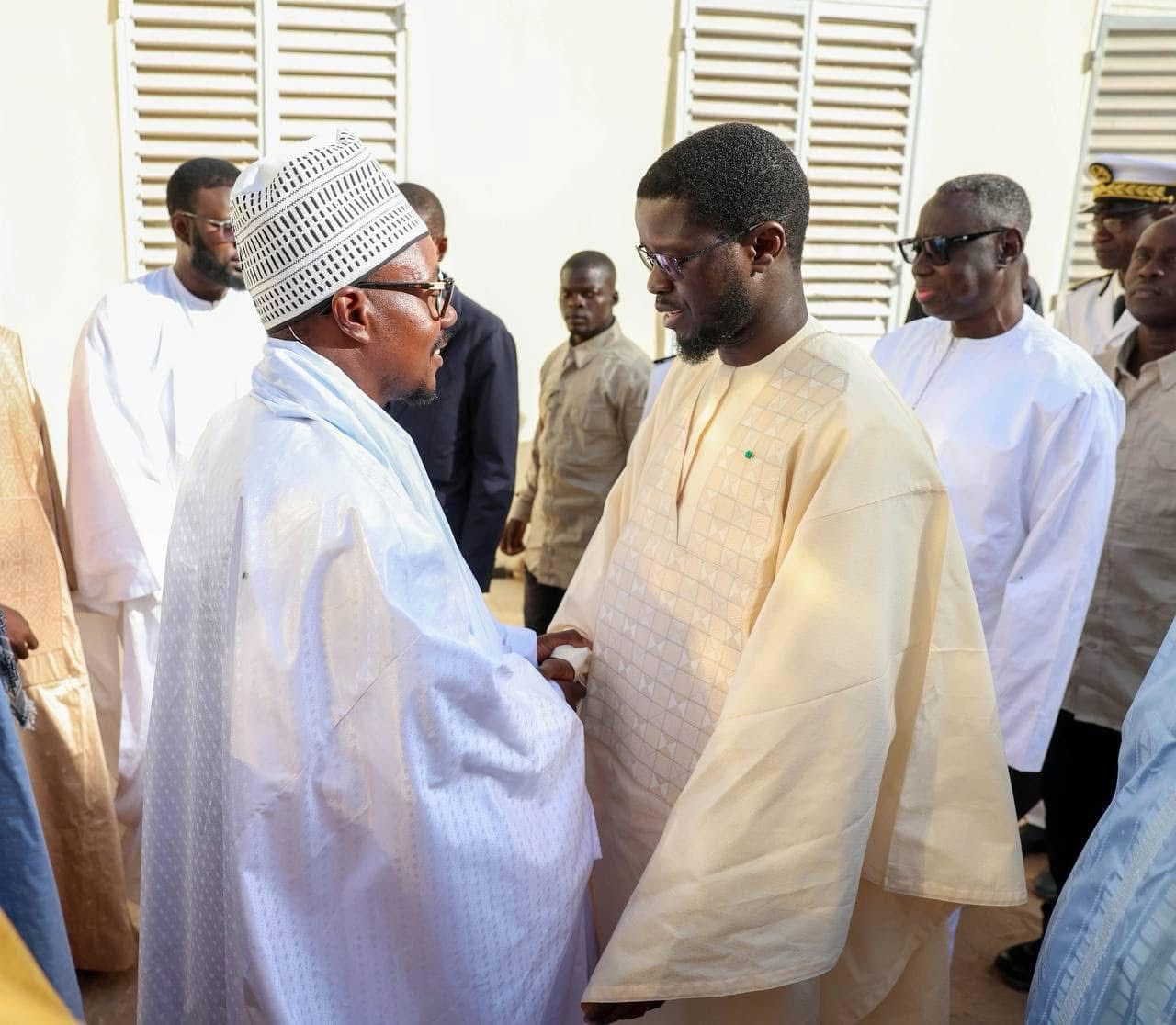 Revivez en images la visite du Président de la République à Touba et à Darou Mouhty ce samedi.