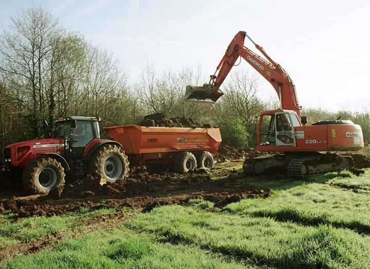 DMS Habitat Senegal traine en justice son fournisseur de tracteurs,Cheikh Diop