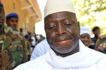 Encore une bravade de Yaya Jammeh; il fixe l'entrée dans son petit pays à ...400 000 cfa aux camionneurs Sénégalais