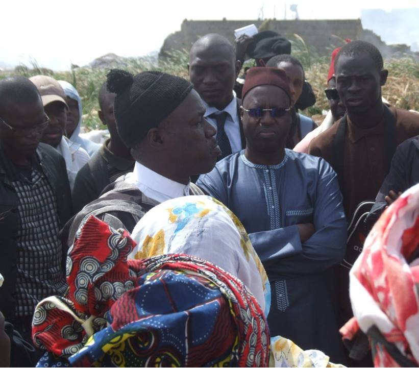 Malgré des crocs-en-jambe fratricides, Abdou Karim Sall déshabille Mbao de sa tunique jaune-bleue et ...