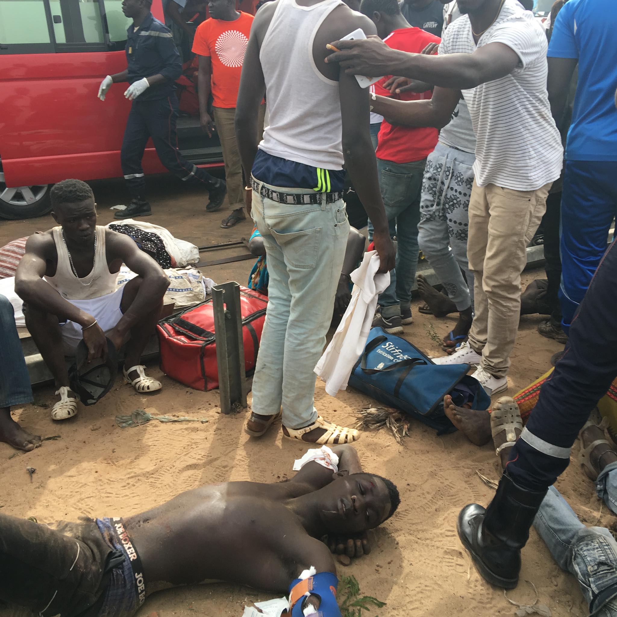 Nouveau bilan de l'accident sur l'autoroute: une quinzaine de morts et de graves blessés