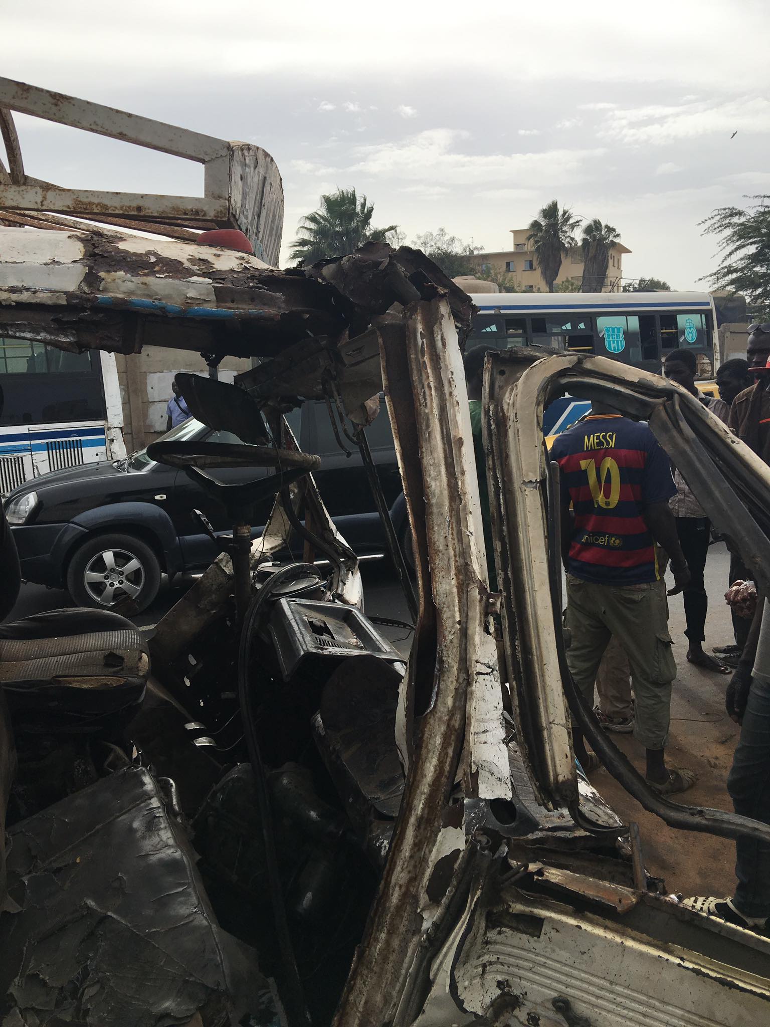 Nouveau bilan de l'accident sur l'autoroute: une quinzaine de morts et de graves blessés