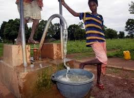 Milieu rural : une eau de mauvaise qualité de surcroît plus chère (maire)