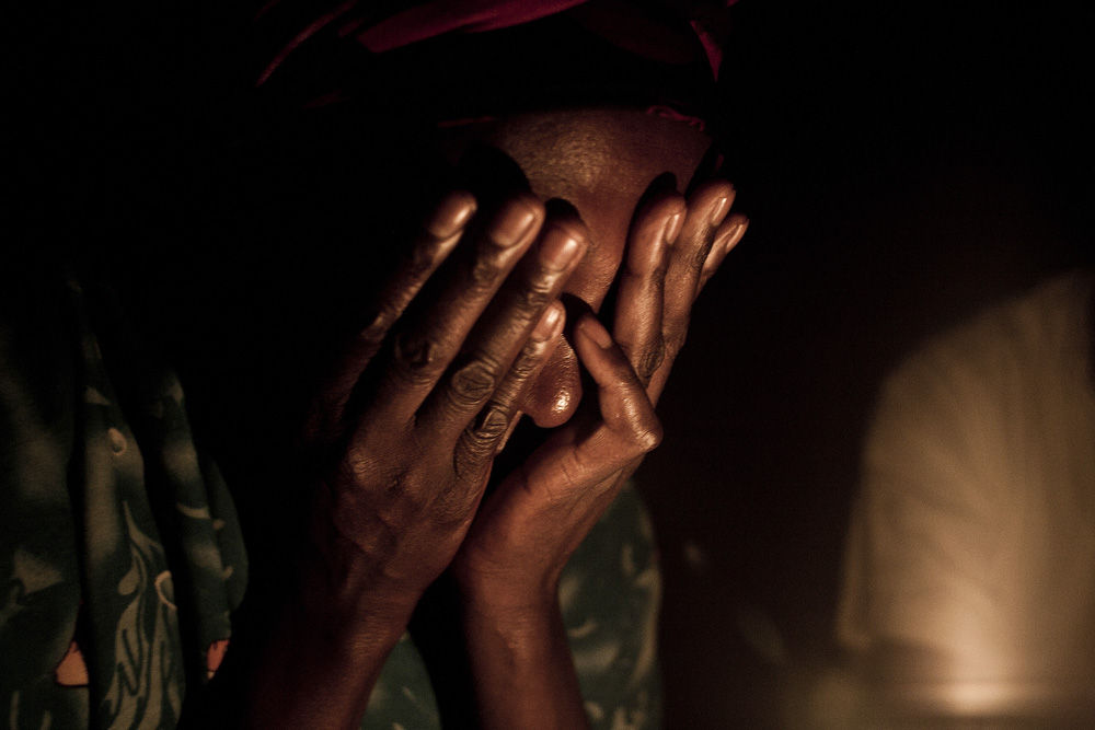 Adama grande soeur Mbayang Diop: "Nous avons eu à parler avec elle au téléphone mais à peine. Mbayang n’a même pas eu le temps de nous expliquer en profondeur les faits (...) Nous ne savons pas ce qui s’est réellement passé ..."