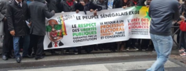 Manifestation de l’opposition devant le Consulat du Sénégal