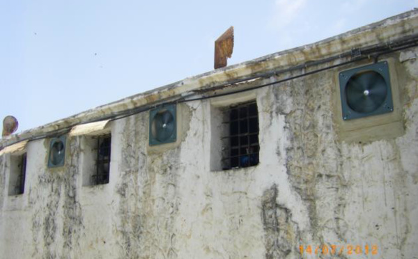 Leral vous fait visiter l'interieur de la prison de reubeuss (Photos)