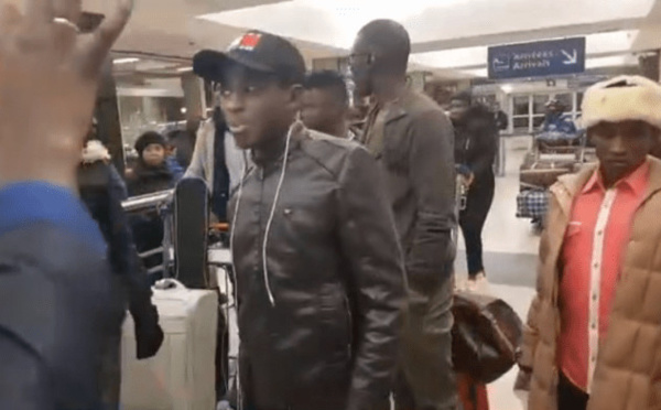 Vidéo : l’arrivée de Sidy Diop et Ouzin Keita à Paris