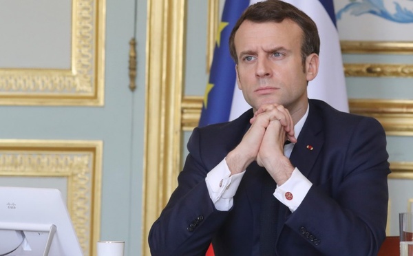 «Racistes, homophobes, misogynes»: des propos attribués à Emmanuel Macron par Le Monde sèment l’émoi