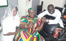 Image: Pape Cheikh Diallo et sa femme Kya Aidara en toute complicité avec …