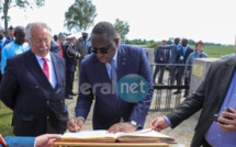 Photos : Le président Macky Sall a pris part à la commémoration à la mémoire des tirailleurs sénégalais à Chastre