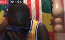 Insolite : Assane Diouf fond en larmes en direct et recommence à…