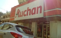 Auchan Castors : Un client attaque au coupe-coupe les vigiles