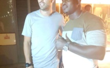 Arret sur image – Modou Lo et Gérard Piqué prennent la pose