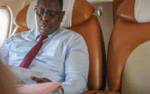 Ces images rares de MACKY Sall dans l'avion Présidentiel