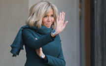 Brigitte Macron filmée seule dans les rues de Paris : cette vidéo qui fait beaucoup réagir sur les réseaux sociaux