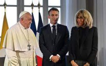 Le pape François achève sa visite à Marseille par un nouvel appel en faveur des migrants