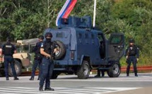 Kosovo : un policier tué, des hommes armés retranchés dans un monastère