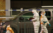 Attentat à Bruxelles en direct : deux Suédois tués, le suspect, toujours en fuite, a été identifié par la police