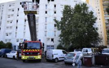 Sept morts dans l'incendie d'un immeuble à Nice : la piste criminelle privilégiée