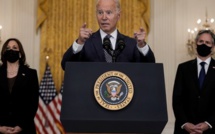 États-Unis: Joe Biden peut-il tenir jusqu’au 5 novembre?