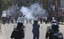Bangladesh: 300 policiers blessés lors d'affrontements ce vendredi