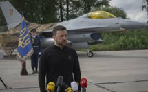 Zelensky a limogé son chef de l'armée de l'air après la mort d'un pilote de F-16