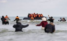 Migrants : près d'un millier de traversées illégales de la Manche samedi, un record pour 2024