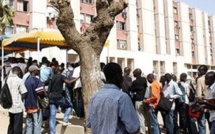 Ucad : Des étudiants défoncent les portes pour accéder dans leur chambres