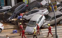 Inondations catastrophiques à Valence: l'Espagne entame un deuil national de trois jours