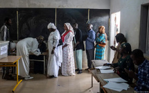 Législatives au Sénégal : le scrutin a débuté, l'exécutif en quête d'une large majorité