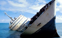 Cet intrigant black out total suite au chavirement d'un bateau sous nos eaux!