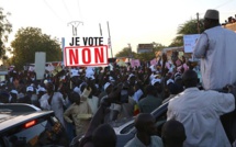 Jeudi de tous les dangers en banlieue... Risque de télescopage entre le front du "Non" et celui du "Oui" ... Le Pr Macky Sall annoncé à Pikine...  Ça craint !